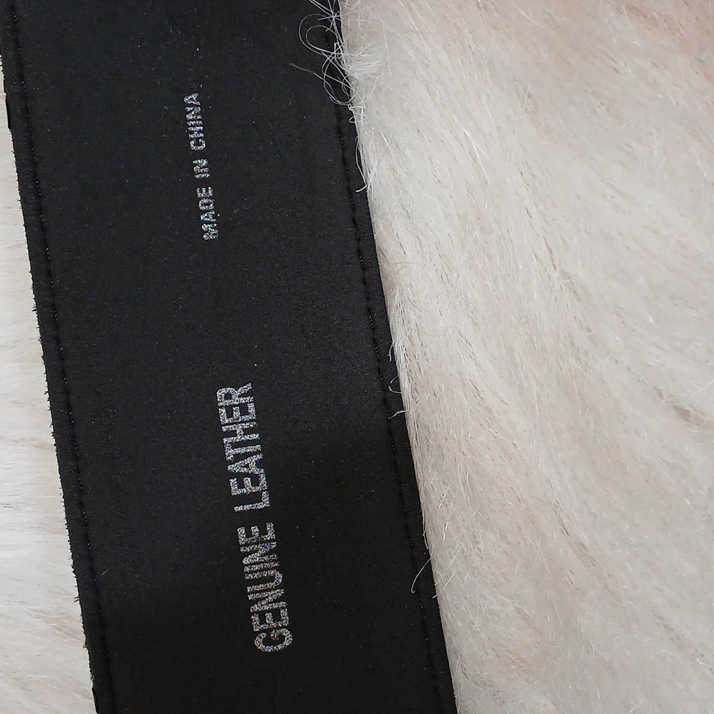 Pierre Cardin  Black Leather Belt   With Leather Covered Buckle Men Aprox: 50" - Picture 5 of 7